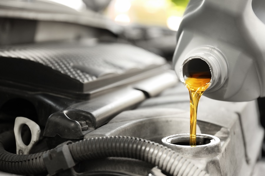 Cómo los suplementos para el aceite del motor mejoran el rendimiento y la vida útil del motor de gasolina